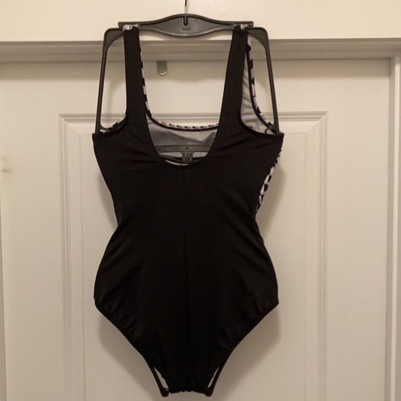 Reebok Swimwear - Picture 4 of 4